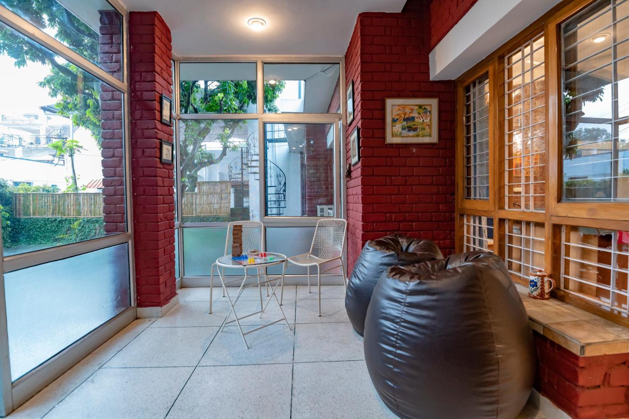 דהראדון Saffronstays Doon Garden Villa - Near Doon School And Mall Road מראה חיצוני תמונה