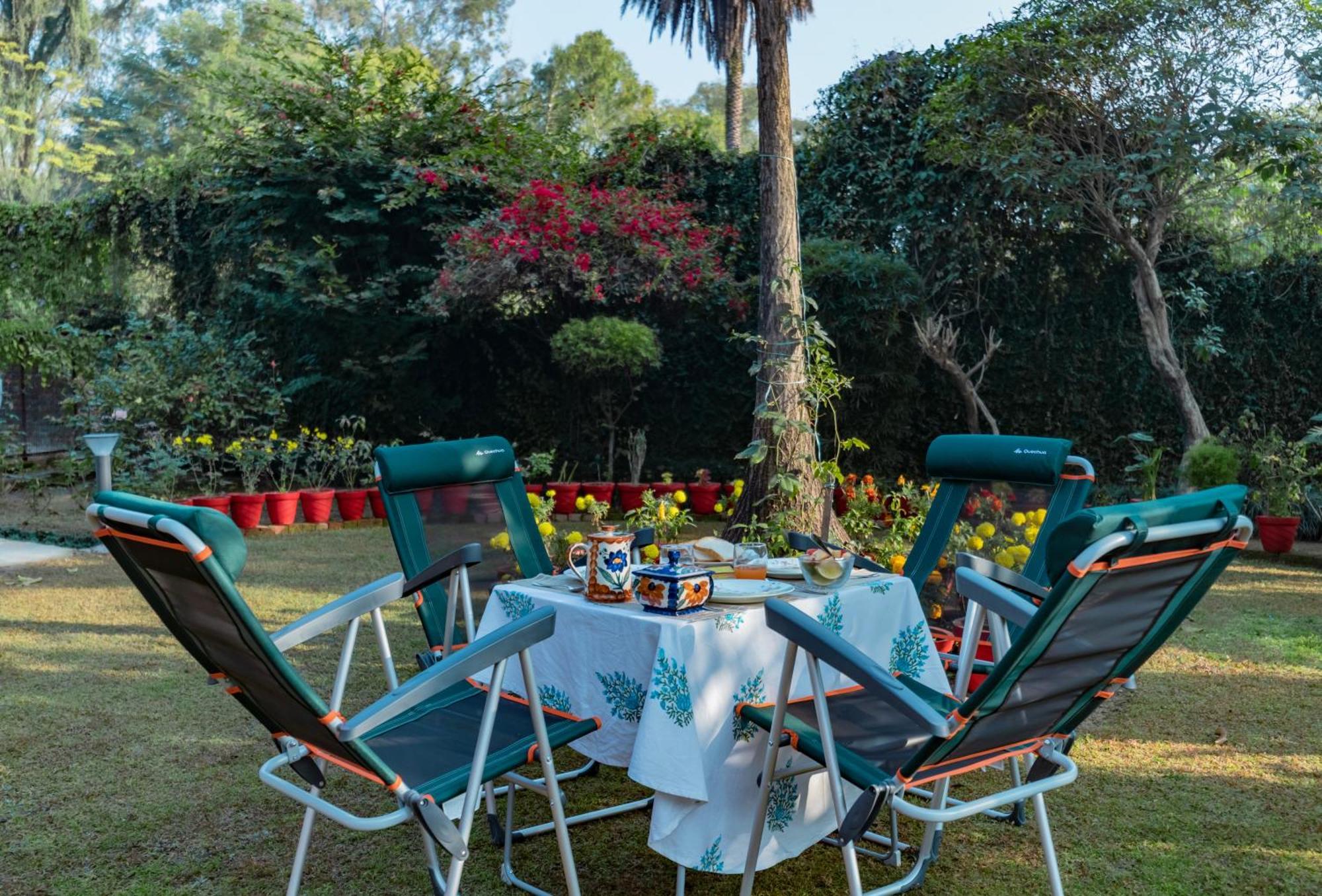 דהראדון Saffronstays Doon Garden Villa - Near Doon School And Mall Road מראה חיצוני תמונה
