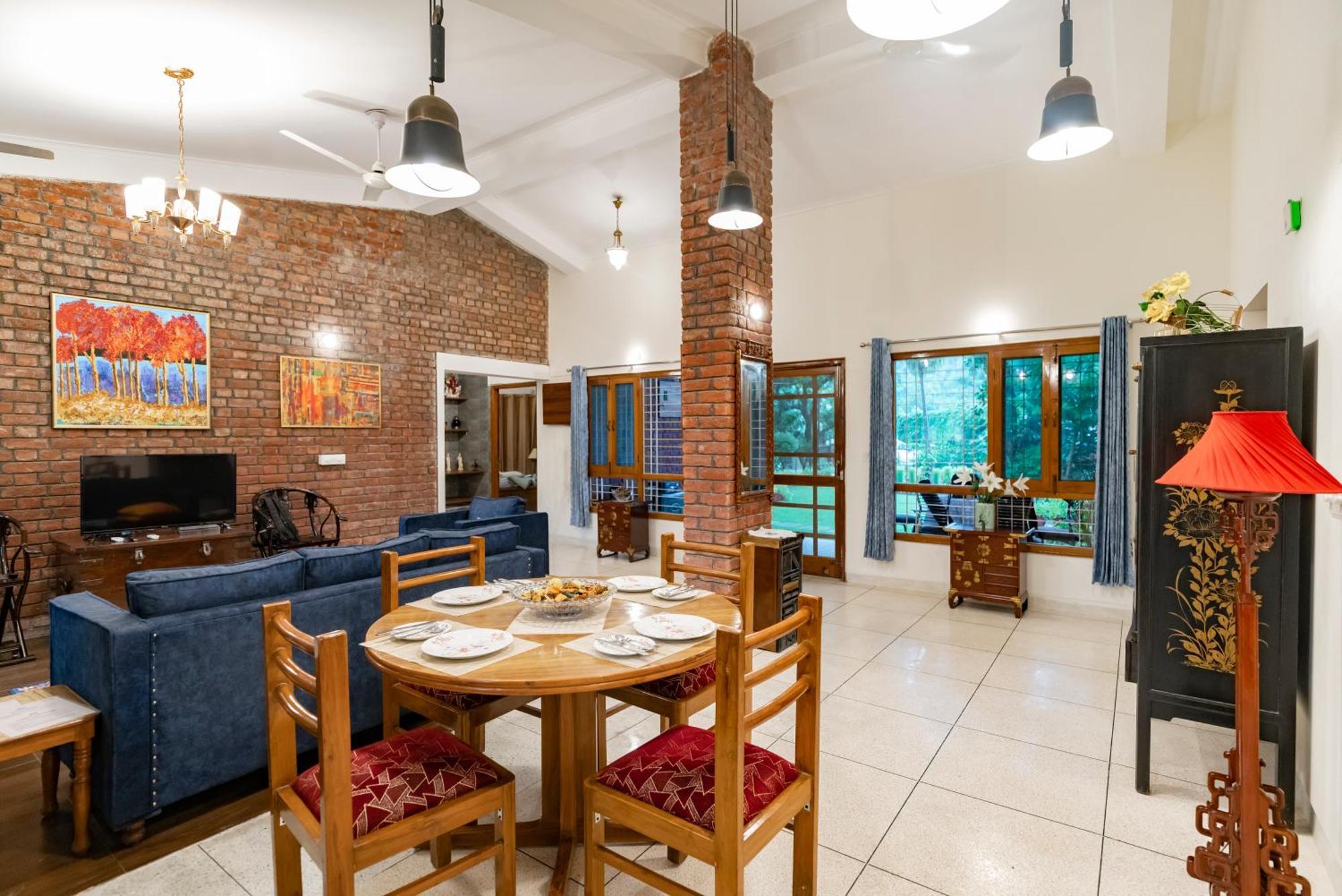 דהראדון Saffronstays Doon Garden Villa - Near Doon School And Mall Road מראה חיצוני תמונה